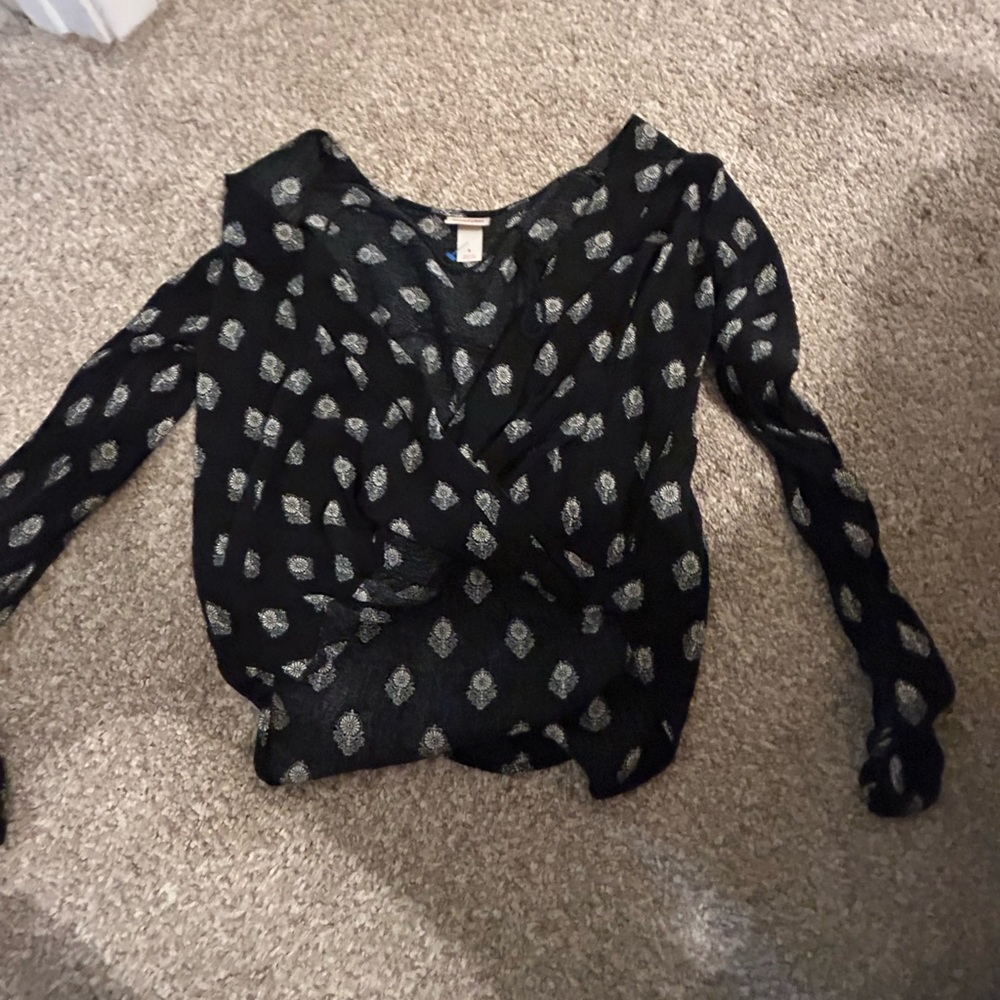 cute criss cross top